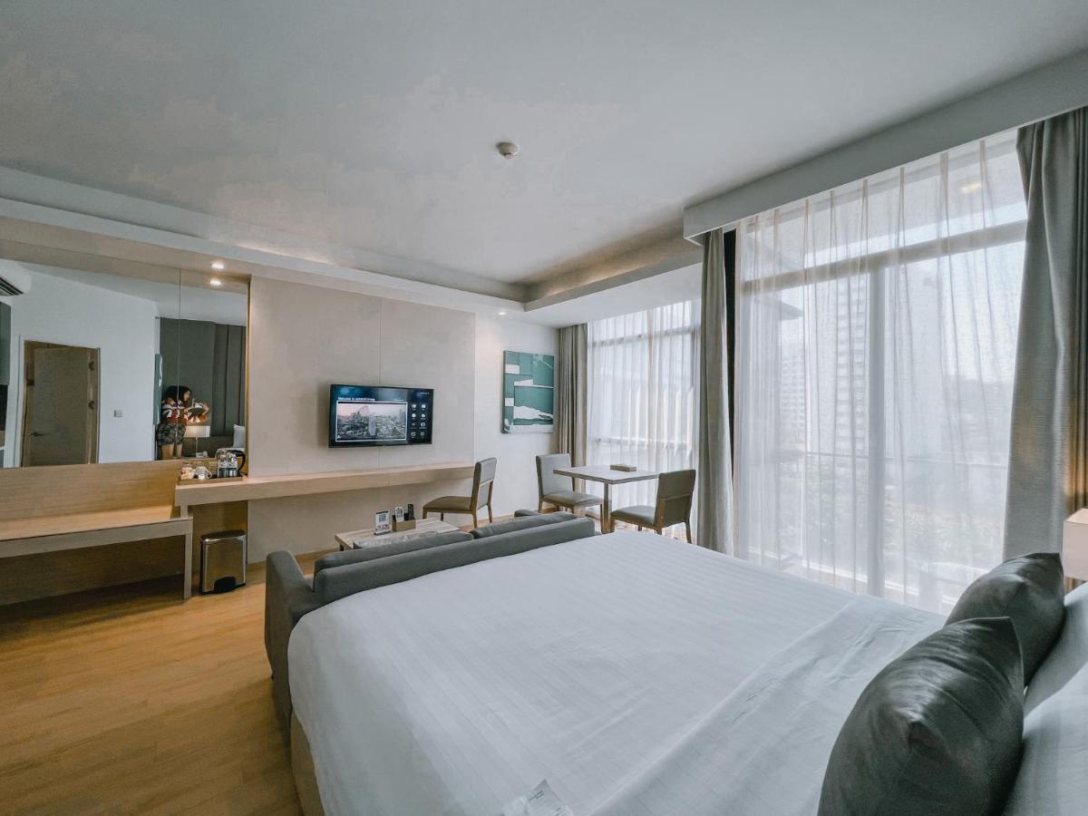 Arden Hotel And Residence By At Mind Τσον Μπουρί Εξωτερικό φωτογραφία