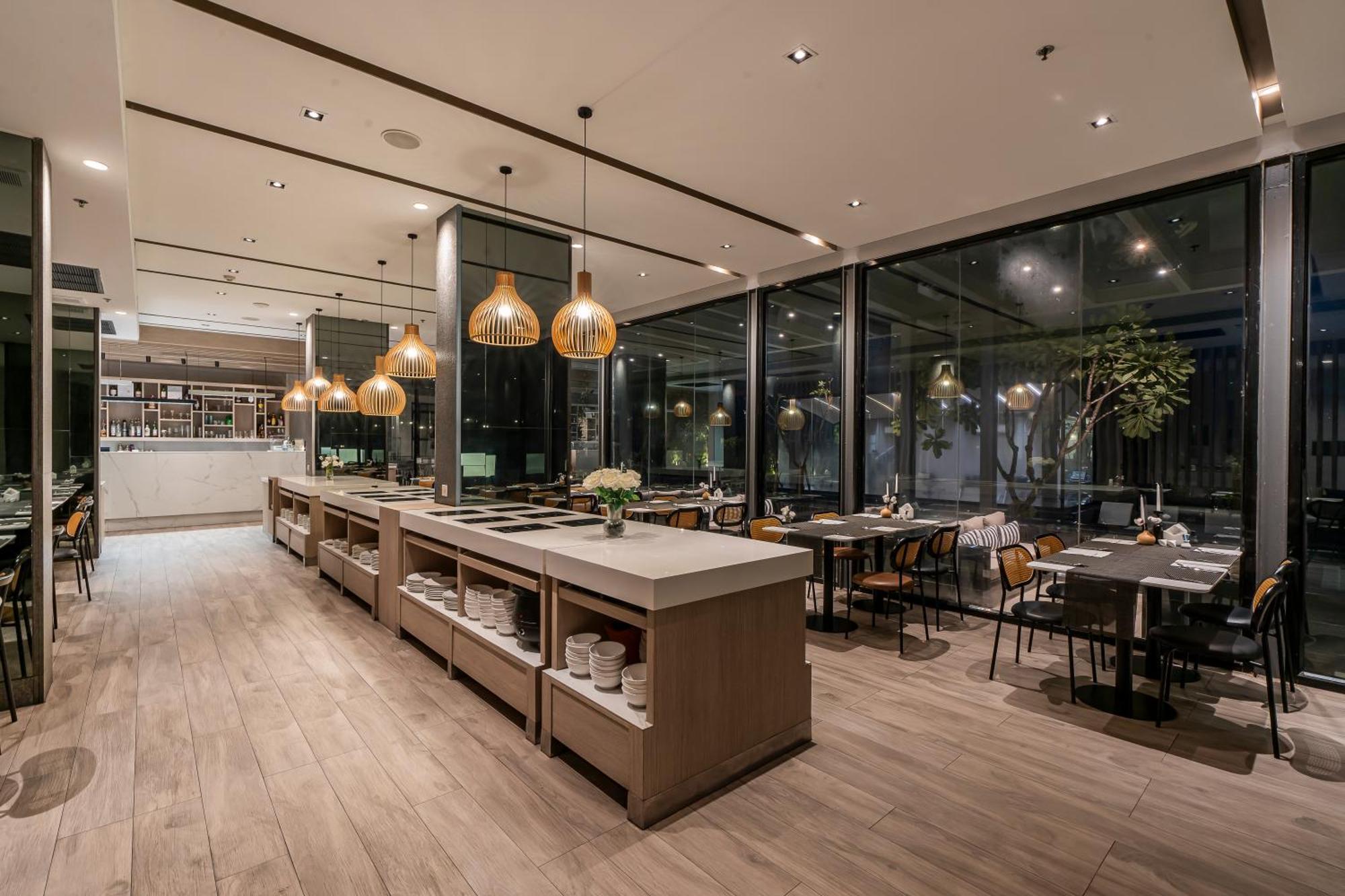 Arden Hotel And Residence By At Mind Τσον Μπουρί Εξωτερικό φωτογραφία