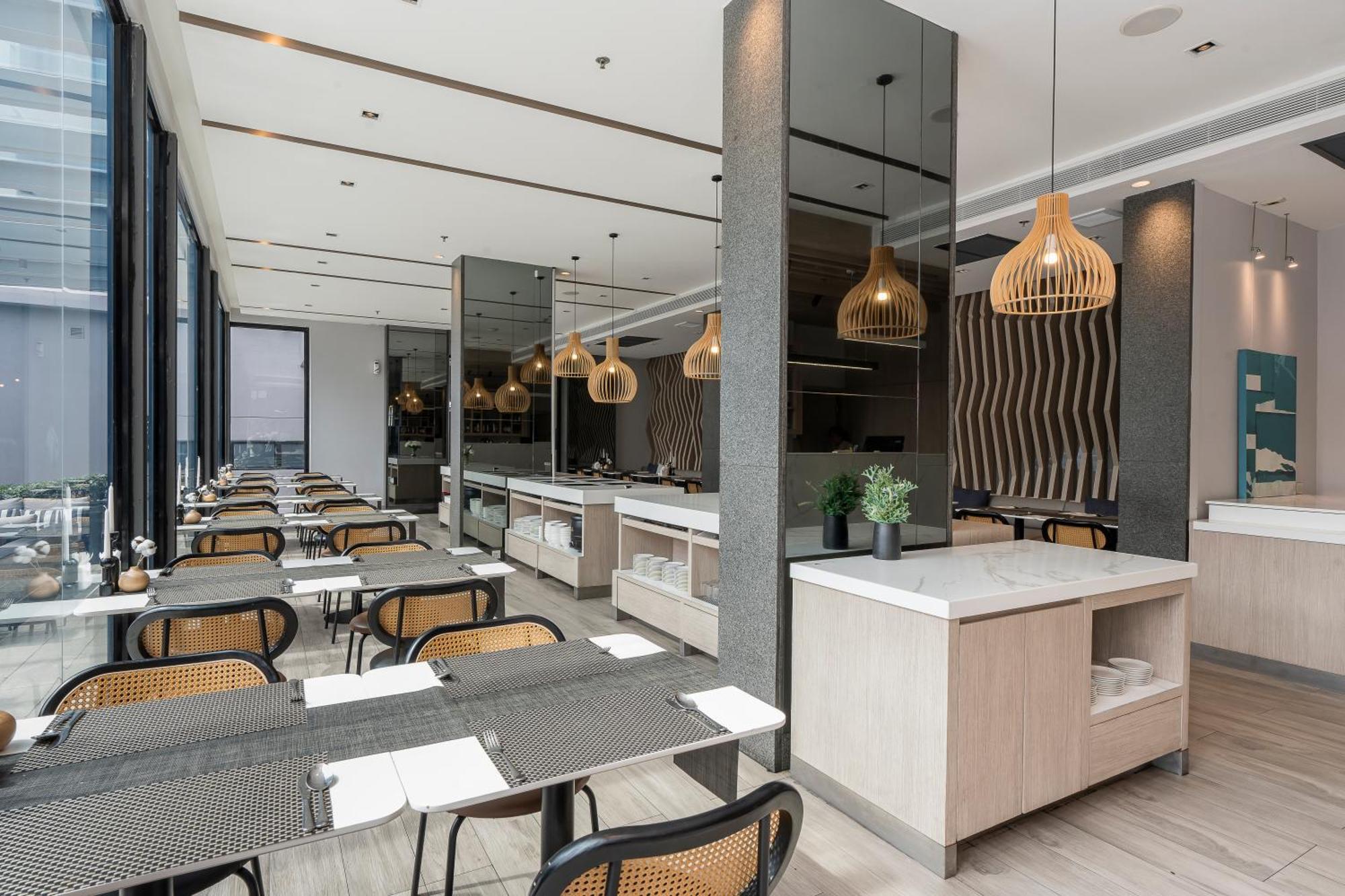 Arden Hotel And Residence By At Mind Τσον Μπουρί Εξωτερικό φωτογραφία