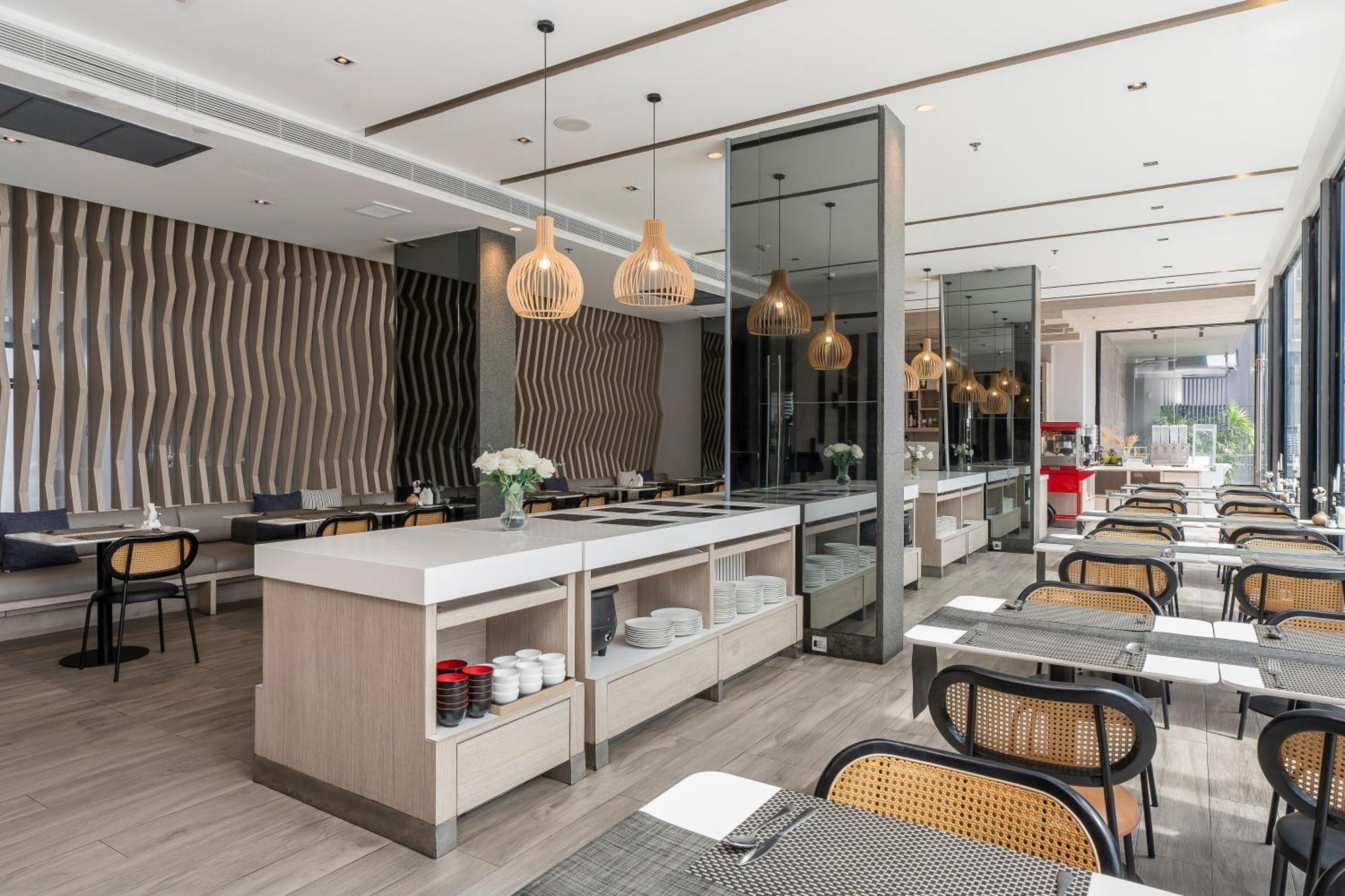 Arden Hotel And Residence By At Mind Τσον Μπουρί Εξωτερικό φωτογραφία