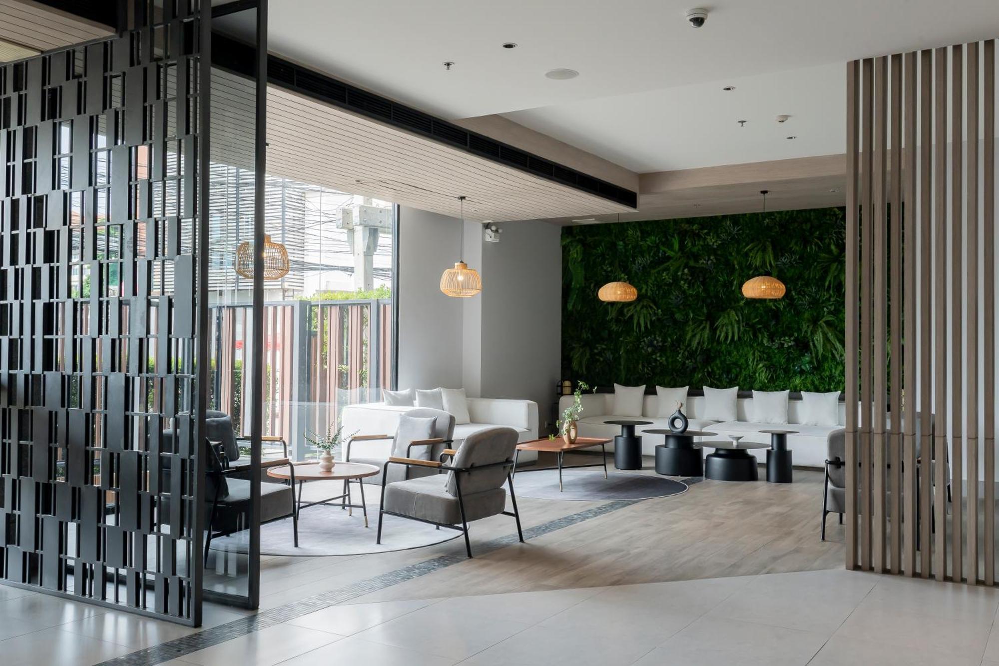 Arden Hotel And Residence By At Mind Τσον Μπουρί Εξωτερικό φωτογραφία