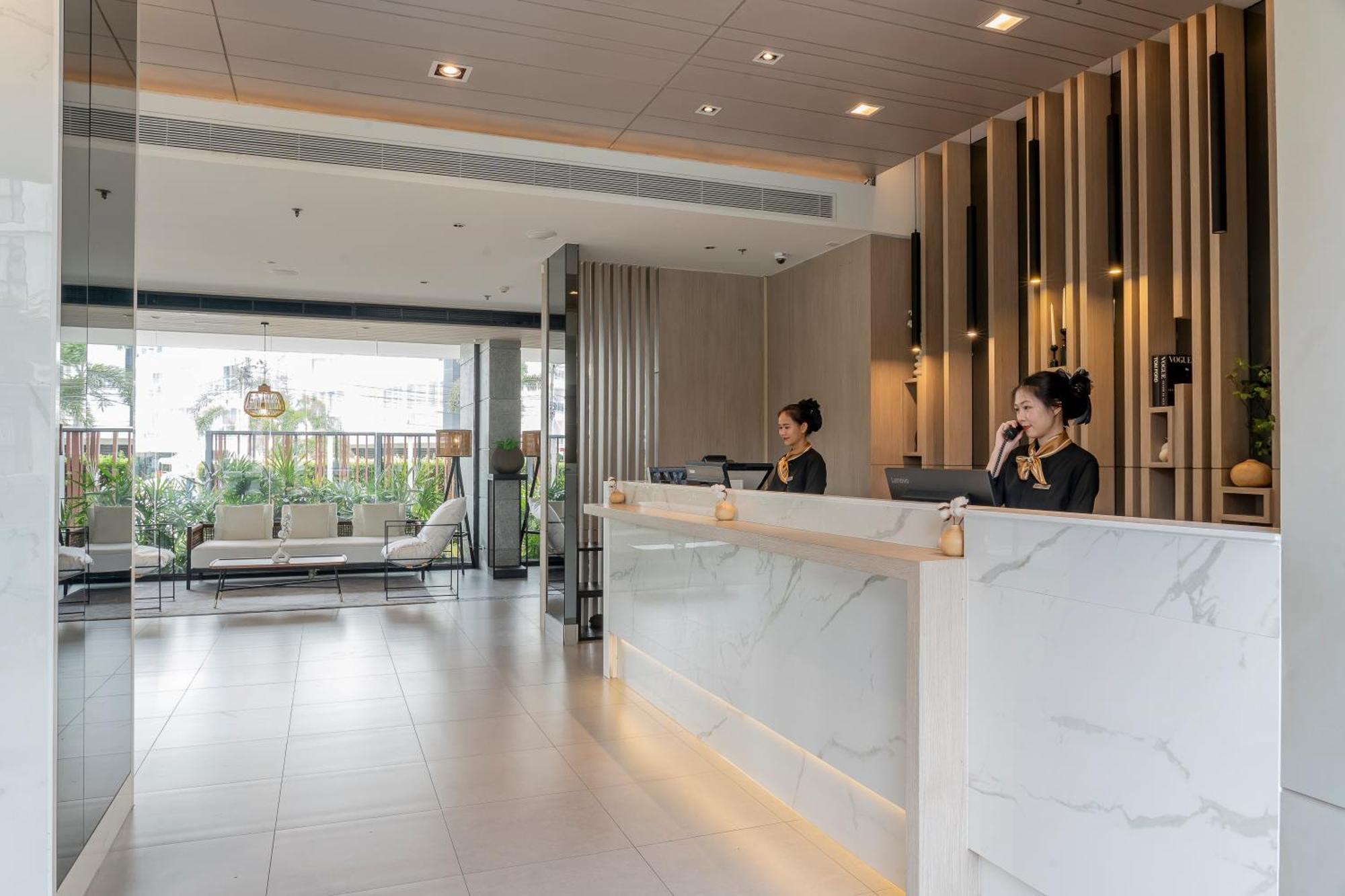 Arden Hotel And Residence By At Mind Τσον Μπουρί Εξωτερικό φωτογραφία